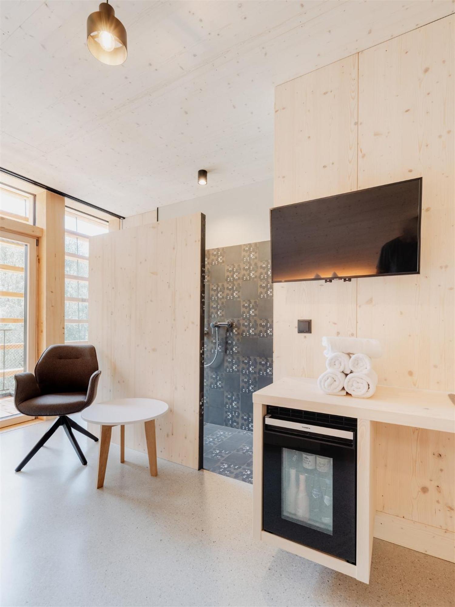 B&B Hotel Zimmerei Mit Fruehstueck 룬츠암제 외부 사진