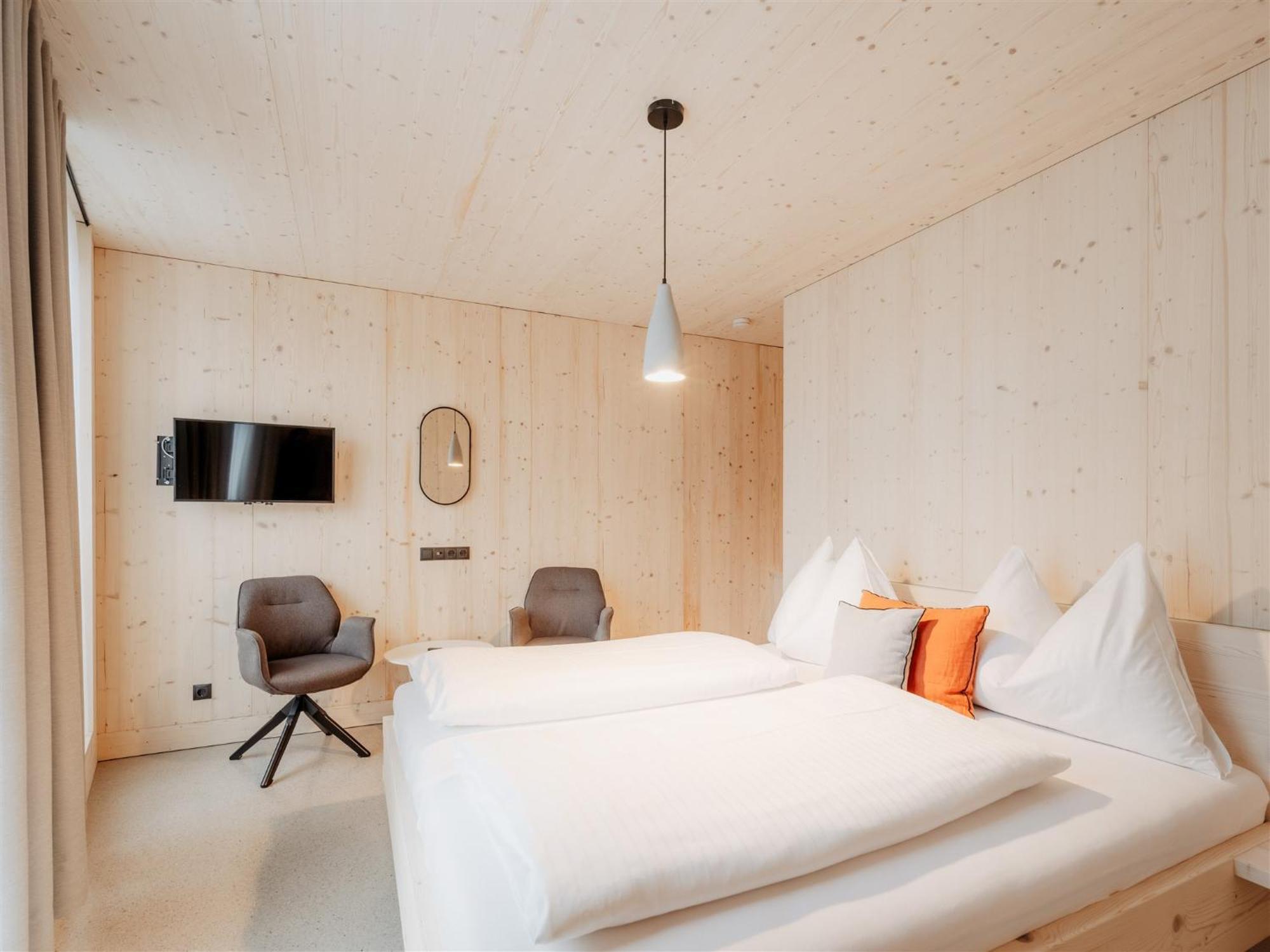 B&B Hotel Zimmerei Mit Fruehstueck 룬츠암제 외부 사진